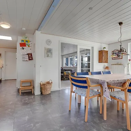 Holiday home I Stor Og Rummeligt Med God Plads Til Hele Familien Sj673 *