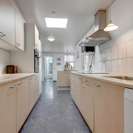 Holiday home I Stor Og Rummeligt Med God Plads Til Hele Familien Sj673 *