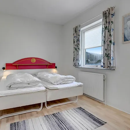 I Stor Og Rummeligt Med God Plads Til Hele Familien Sj673 Holiday home *
