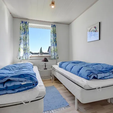 I Stor Og Rummeligt Med God Plads Til Hele Familien Sj673 * Thyboron